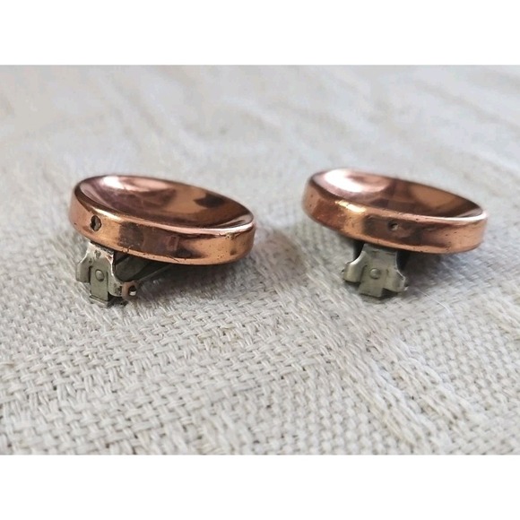 Vintage Matisse Renoir Signed Copper Modernist Round Disc Clip-On Earrings - Picture 2 of 5